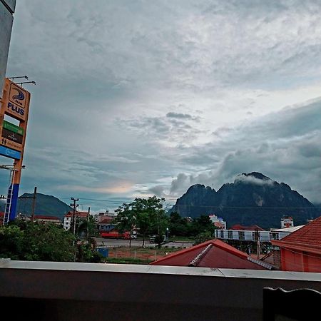 Inthavong Hotel/Guest House วังเวียง ภายนอก รูปภาพ