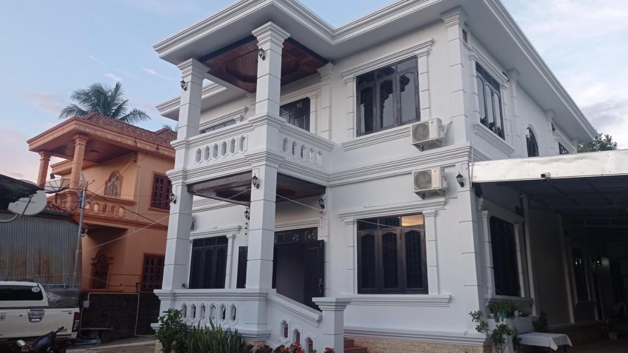 Inthavong Hotel/Guest House วังเวียง ภายนอก รูปภาพ