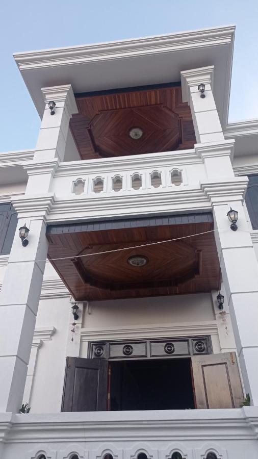 Inthavong Hotel/Guest House วังเวียง ภายนอก รูปภาพ
