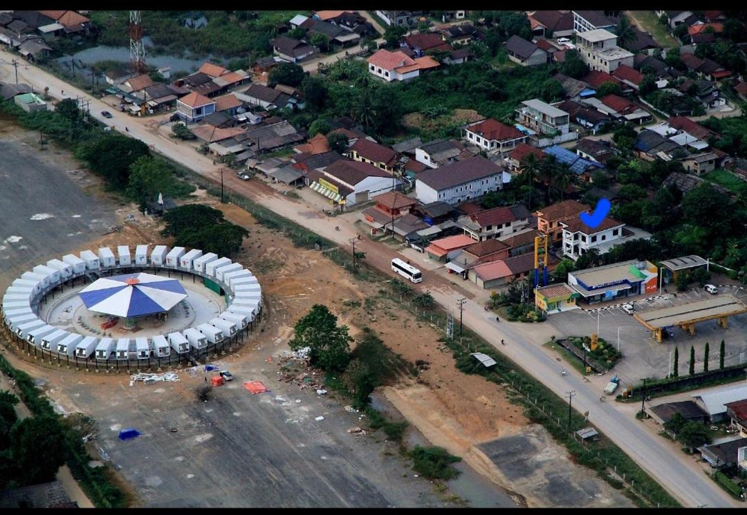 Inthavong Hotel/Guest House วังเวียง ภายนอก รูปภาพ